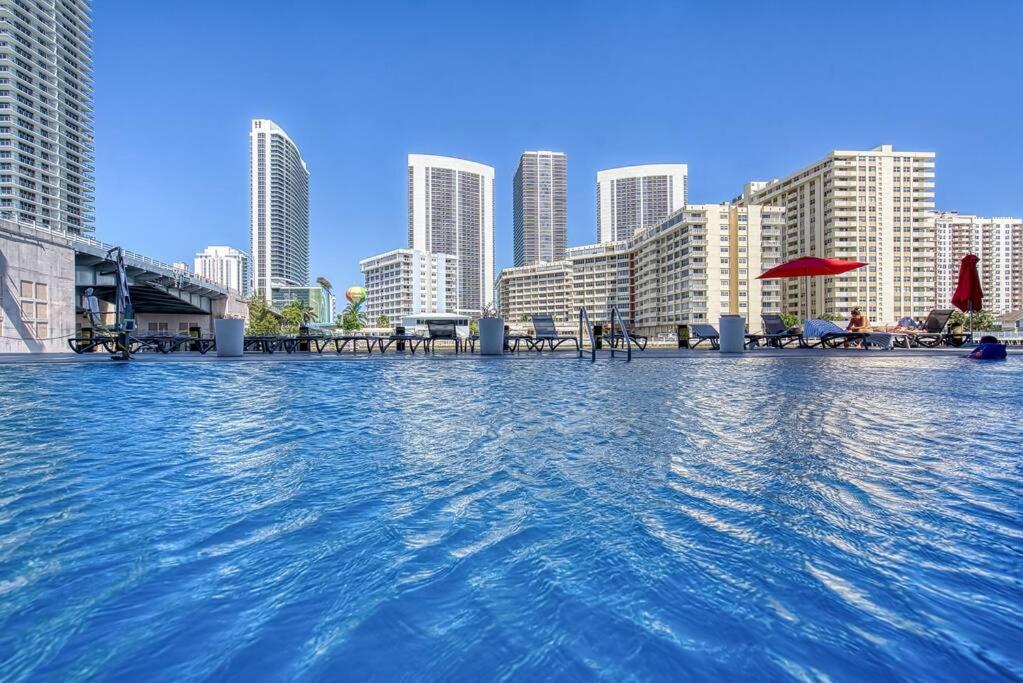 High-Floor Oceanview Apartment Hallandale Beach Εξωτερικό φωτογραφία